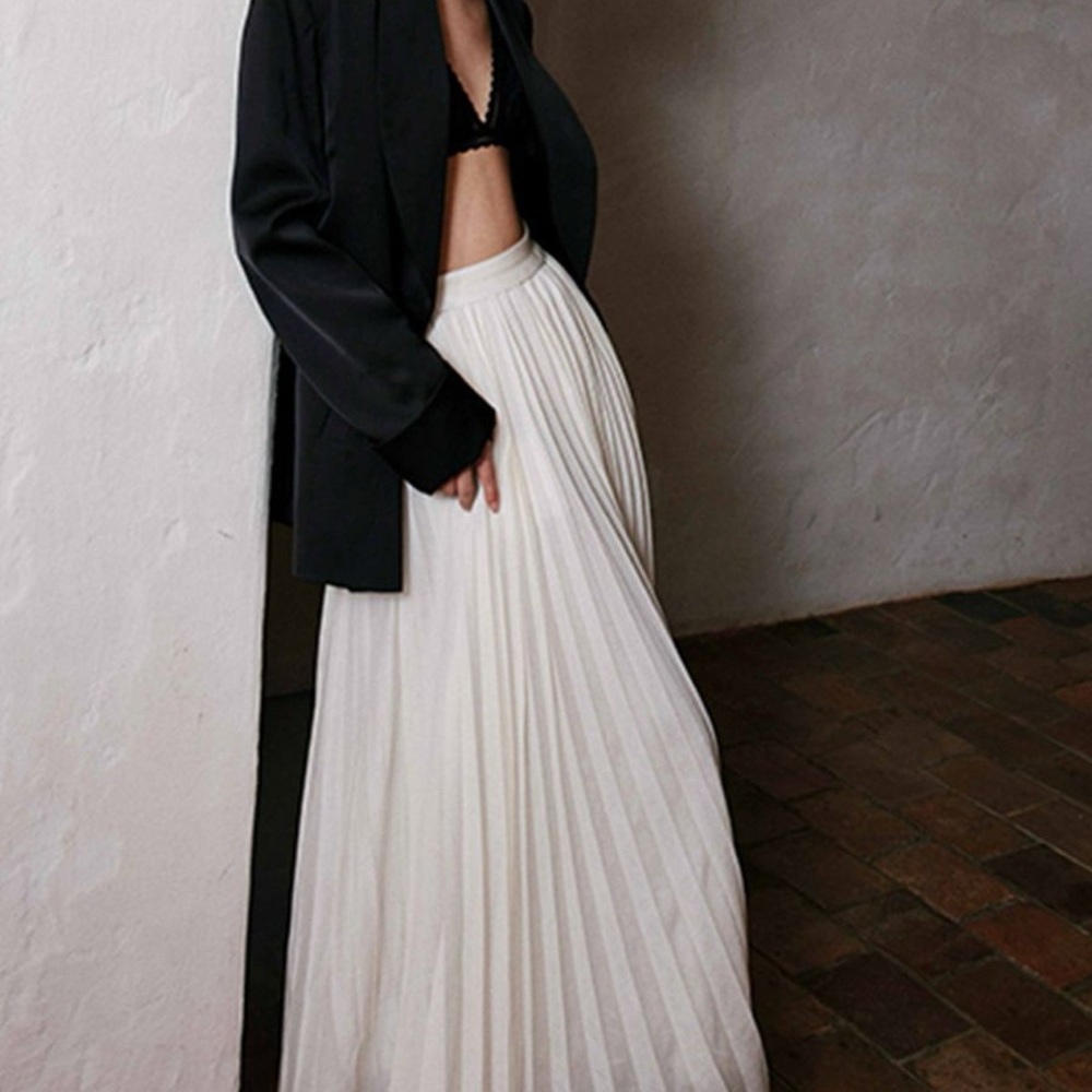 Elegant White Maxi Skirt